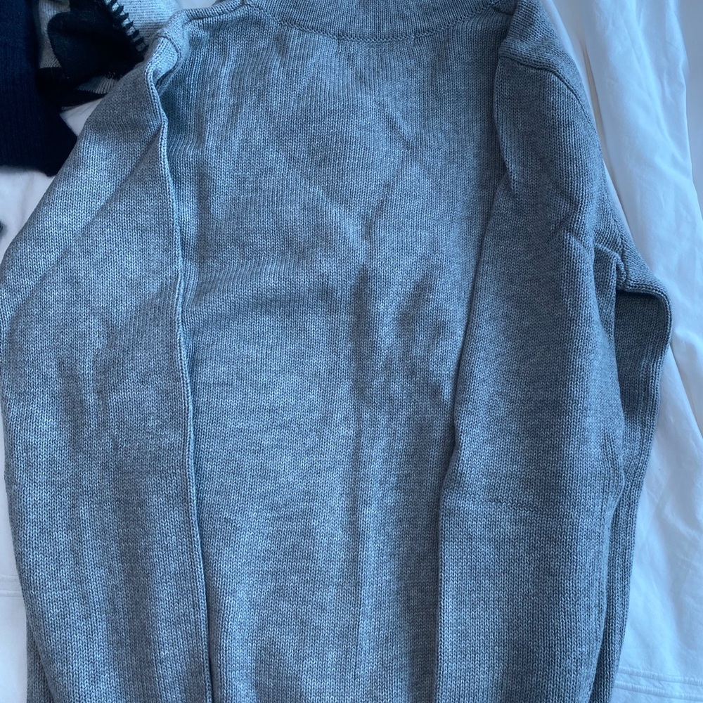 Brandy Melville Shannon Cardigan - Picture 3 of 3